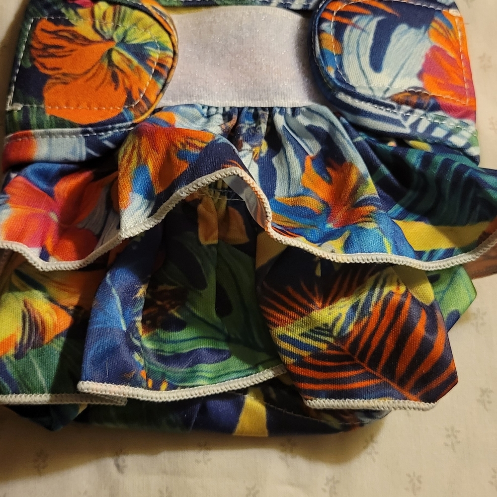 Doggie diapers, multiple colors, rewashahle
